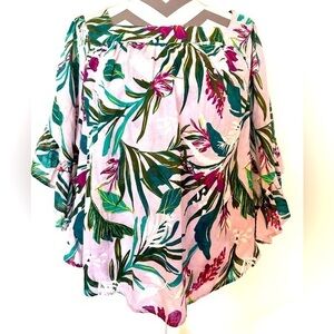 Terra & Sky Plus Size Shirt with a Light Purple Background Size 3x